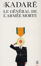 Couverture: Le général de l'armée morte de Ismail Kadaré